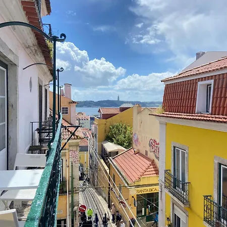 Apartamento In Bica Views